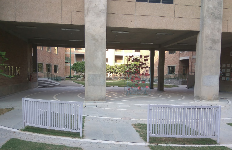 IILM Institute for Business and Management - entrance