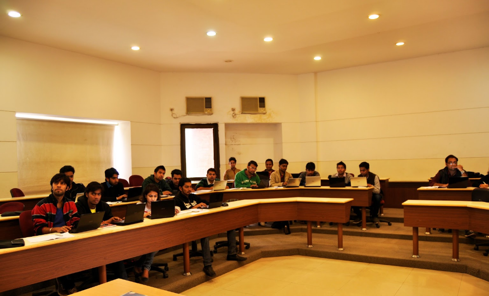 IILM Institute for Business and Management - classroom