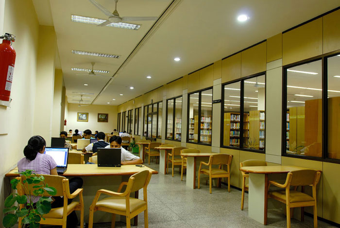 IIM Lucknow (IIML) - reading