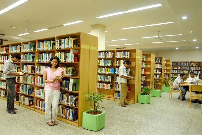 IIM Lucknow (IIML) - library