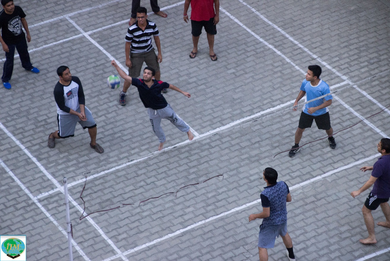 IIM Lucknow - Indian Institute of Management - Noida Campus - sports