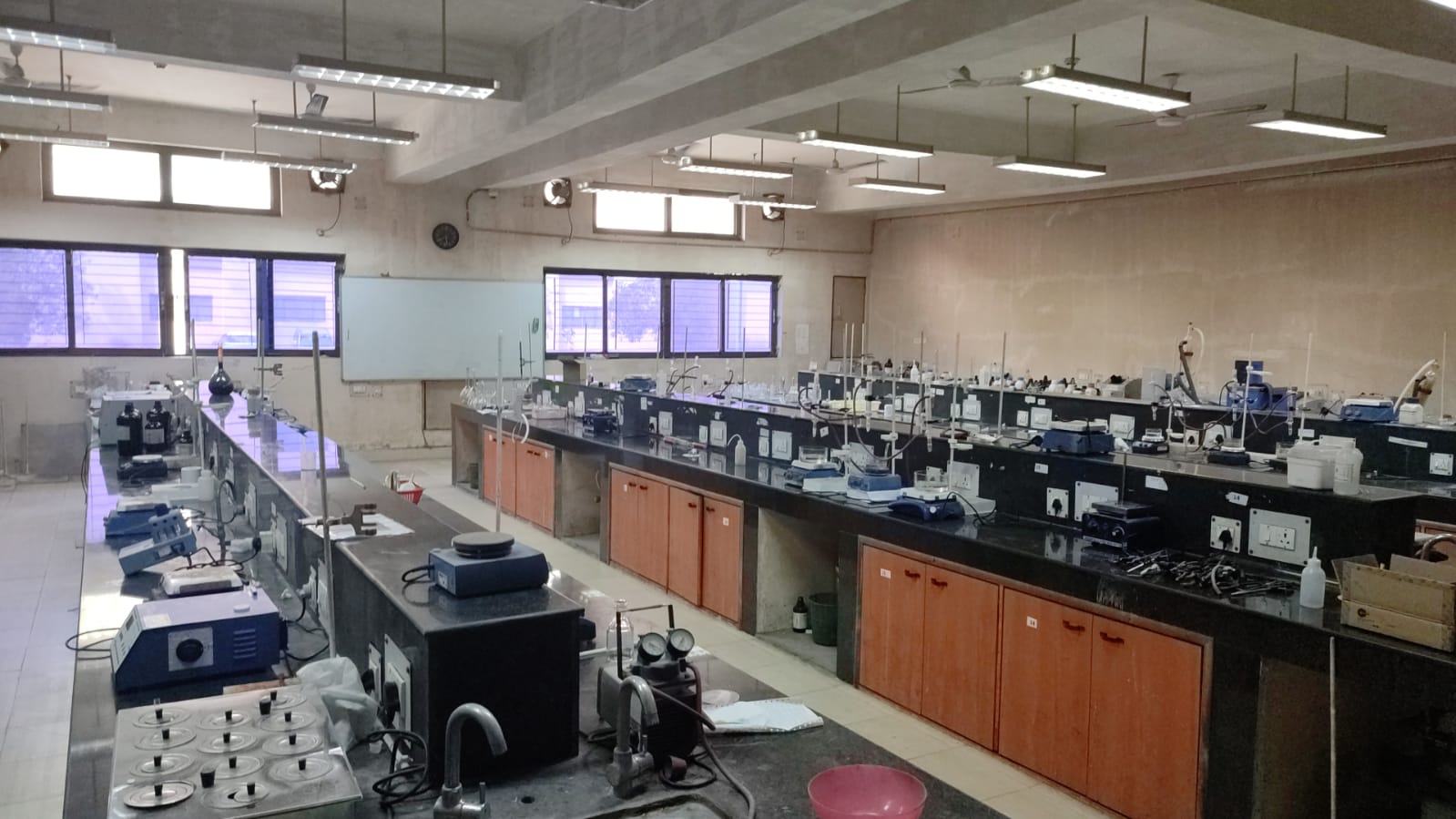 IIT Guwahati (IITG) - labs