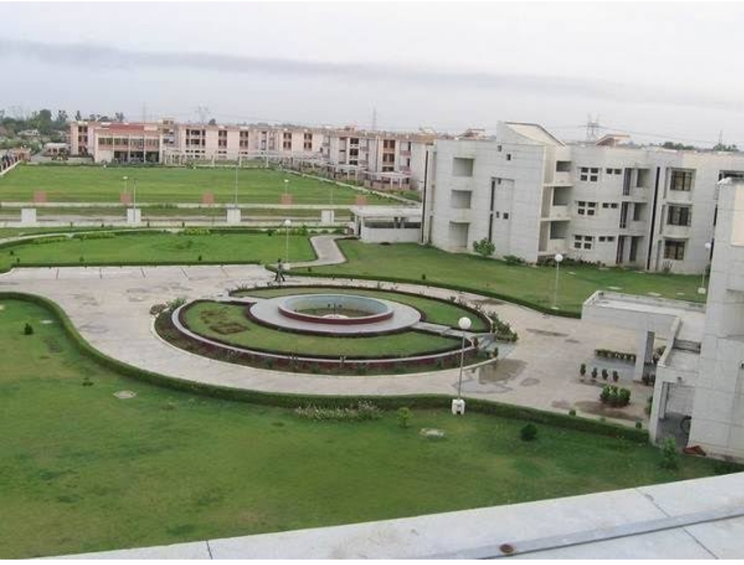 IIT Kanpur (IITK) - campus