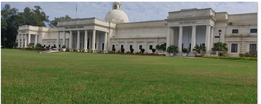 IIT Roorkee (IITR) - campus