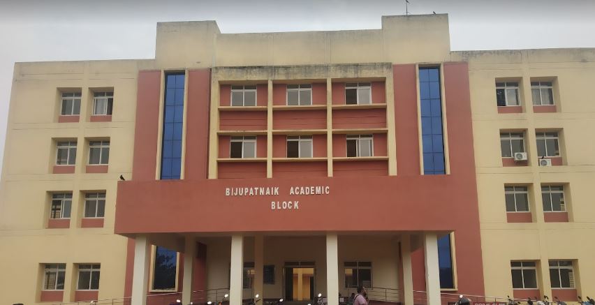 Indira Gandhi Institute of Technology - academic