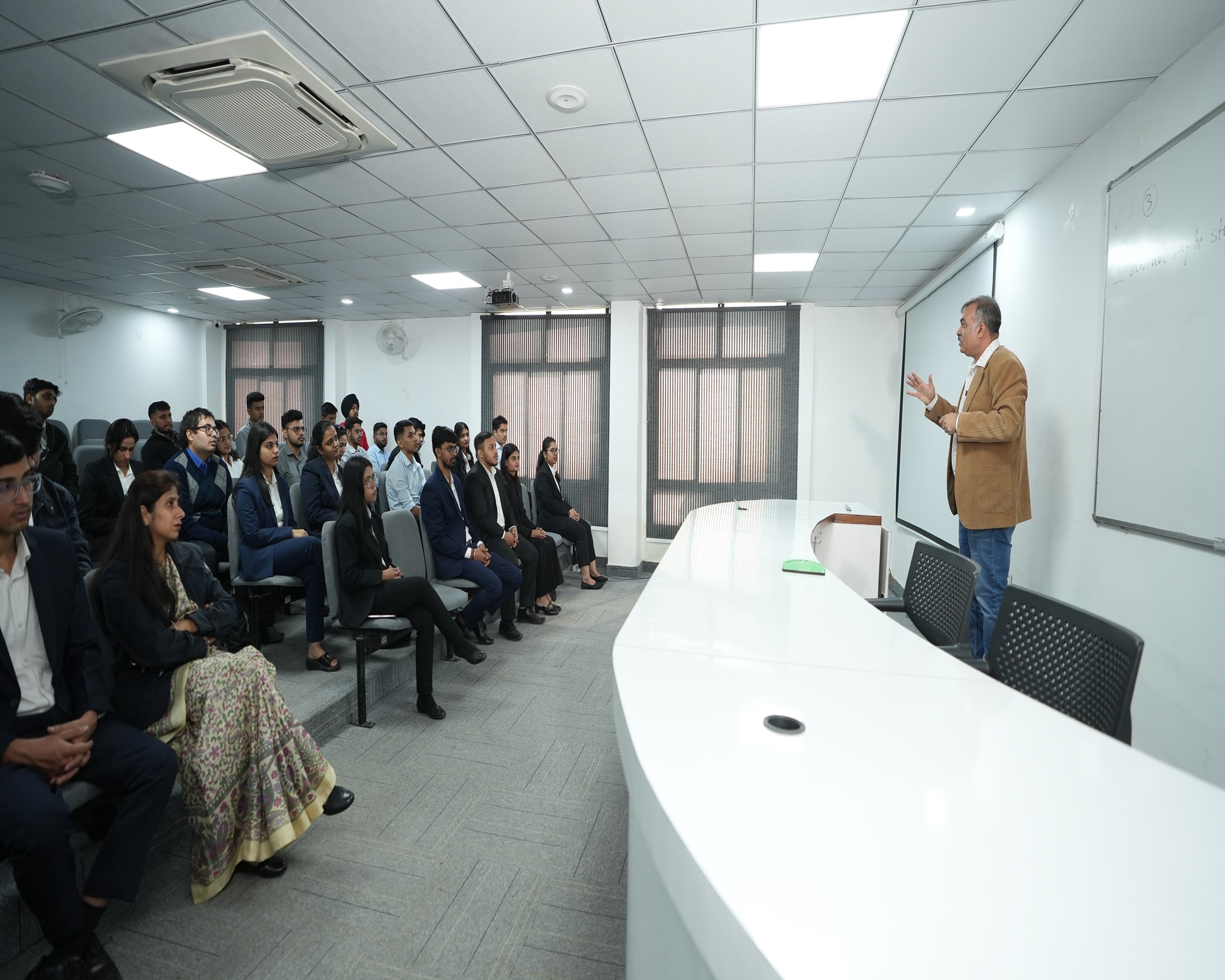 Jagan Institute of Management Studies, Rohini - classroom