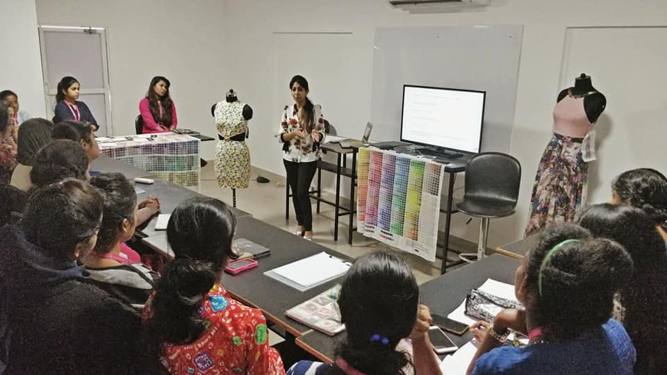 JD Institute of Fashion Technology, Goa - classroom