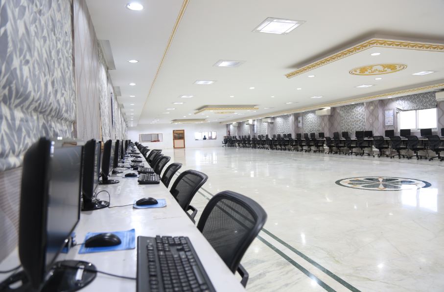 Jeppiaar Institute of Technology - labs