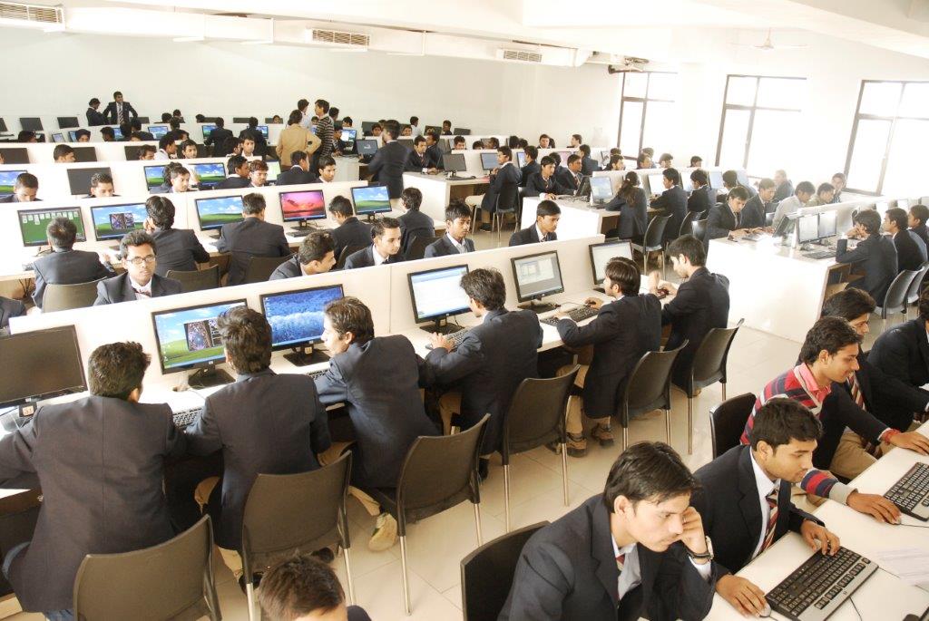 KCC Institute of Legal and Higher Education - labs