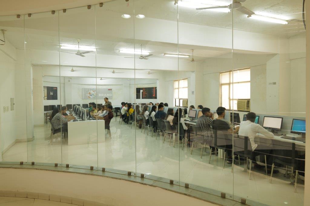 KCC Institute of Legal and Higher Education - labs