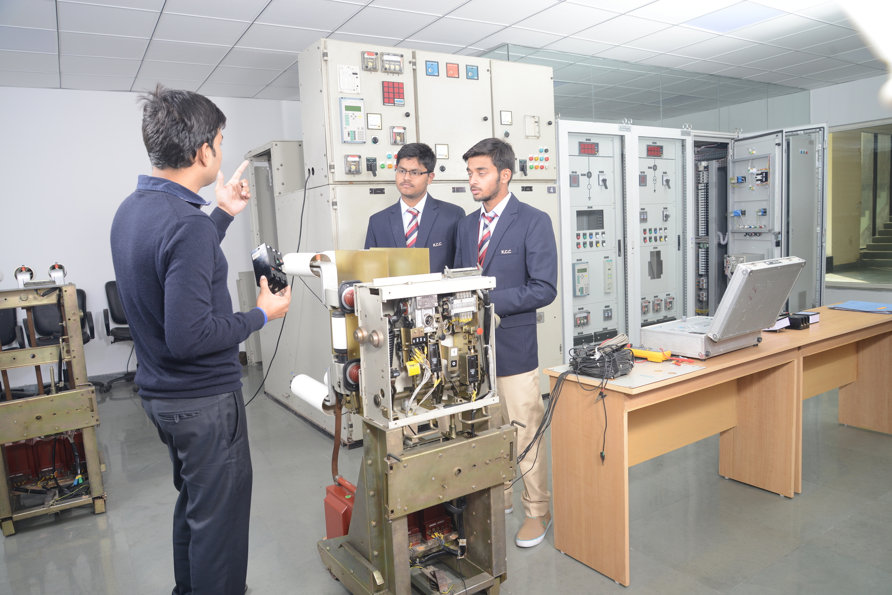 KCC Institute of Technology and Management - labs
