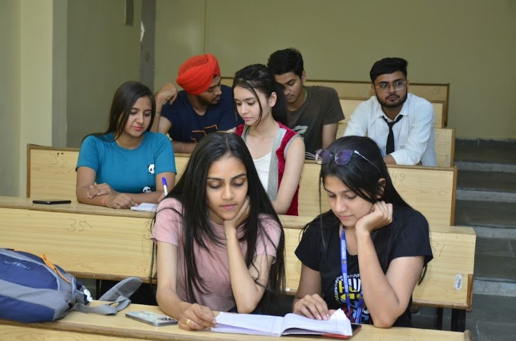 Global Institute of Technology and  Management - classroom