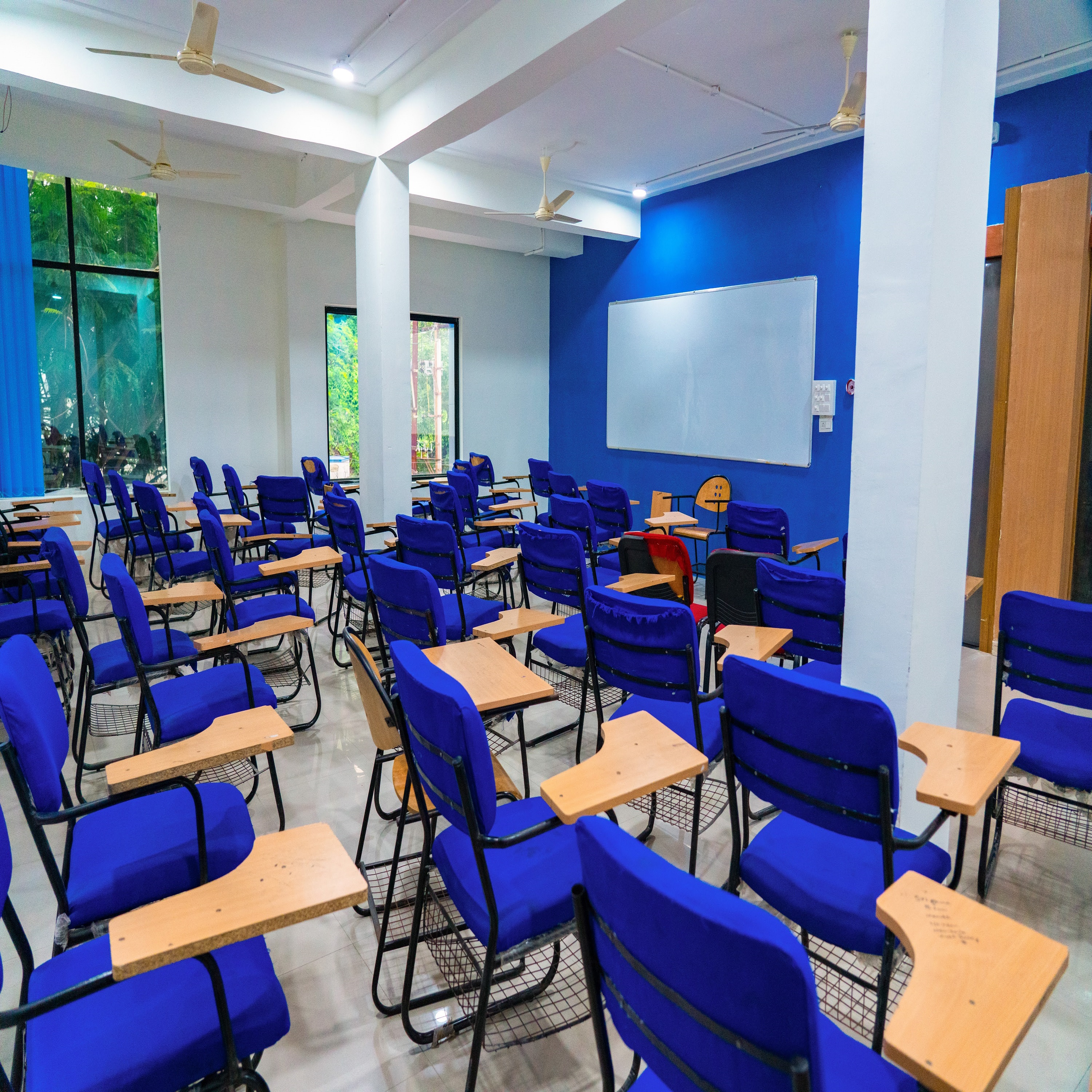 London Management Academy - others