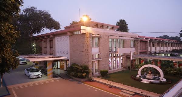 Madhav Institute of Technology and Science - campus