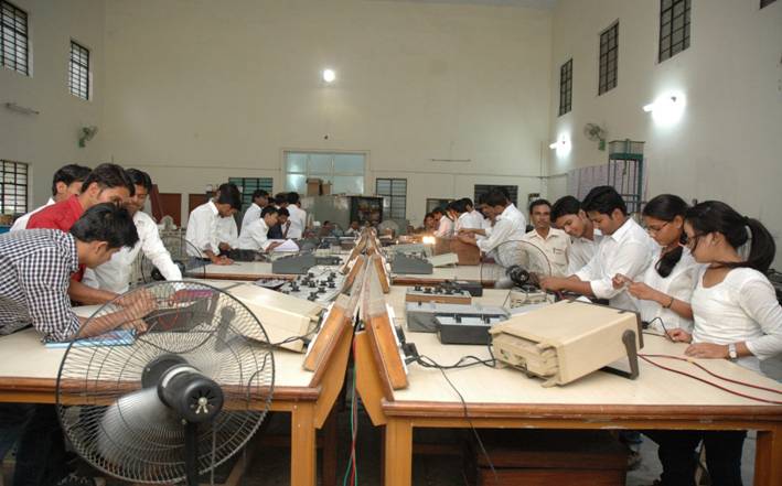Madhav Institute of Technology and Science - labs
