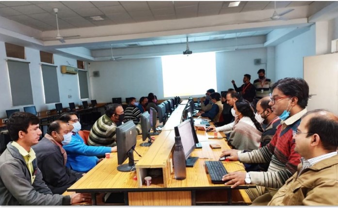 Malwa Institute of Technology - labs