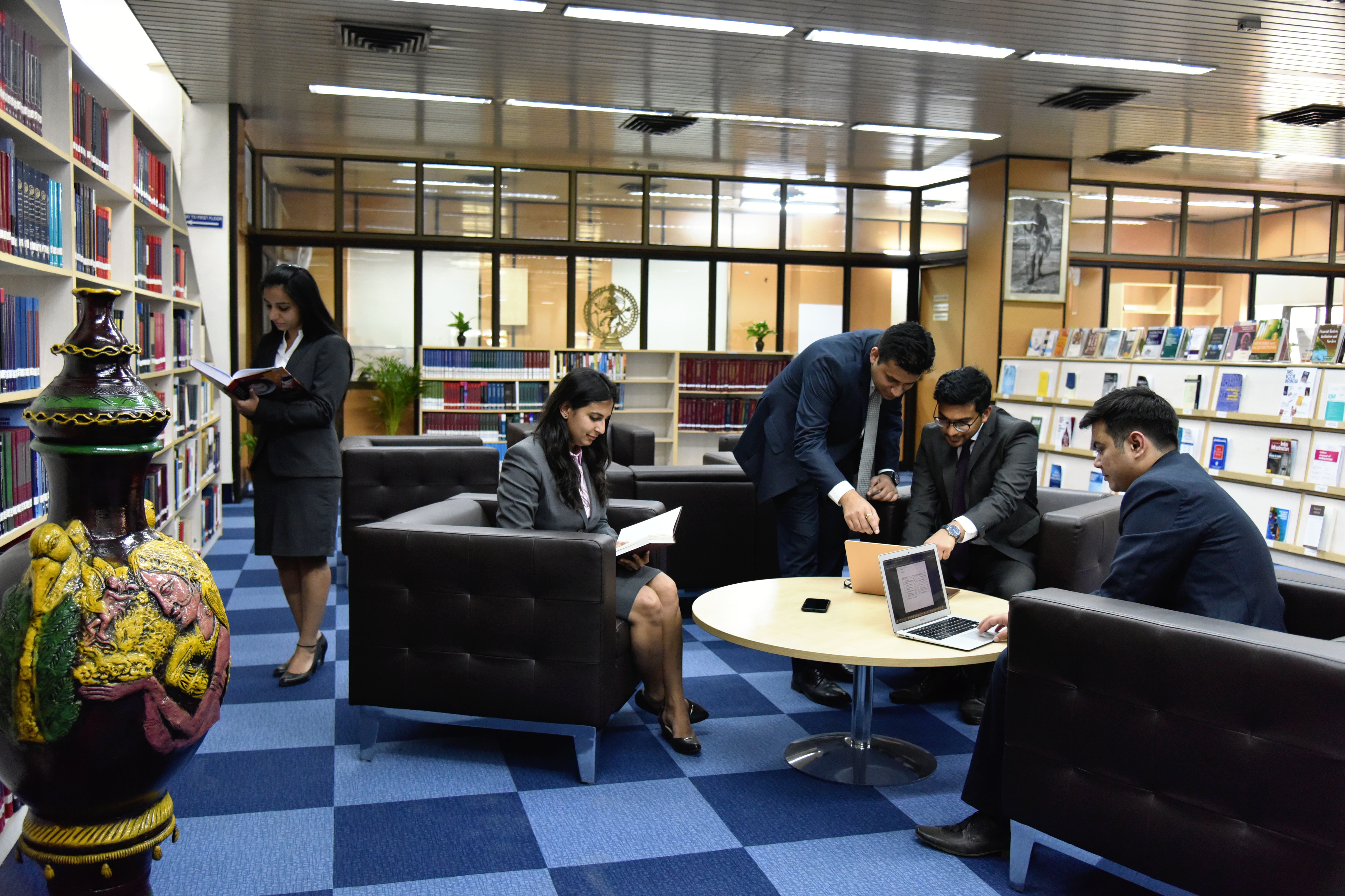MDI Gurgaon - library