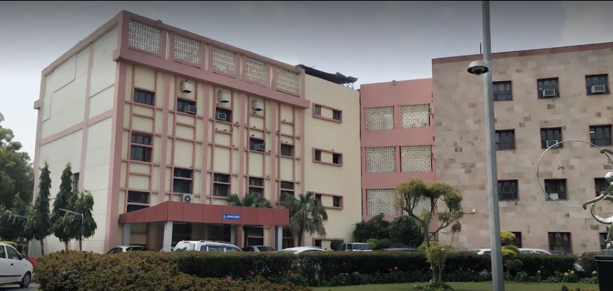 Maulana Azad Institute of Dental Sciences - campus