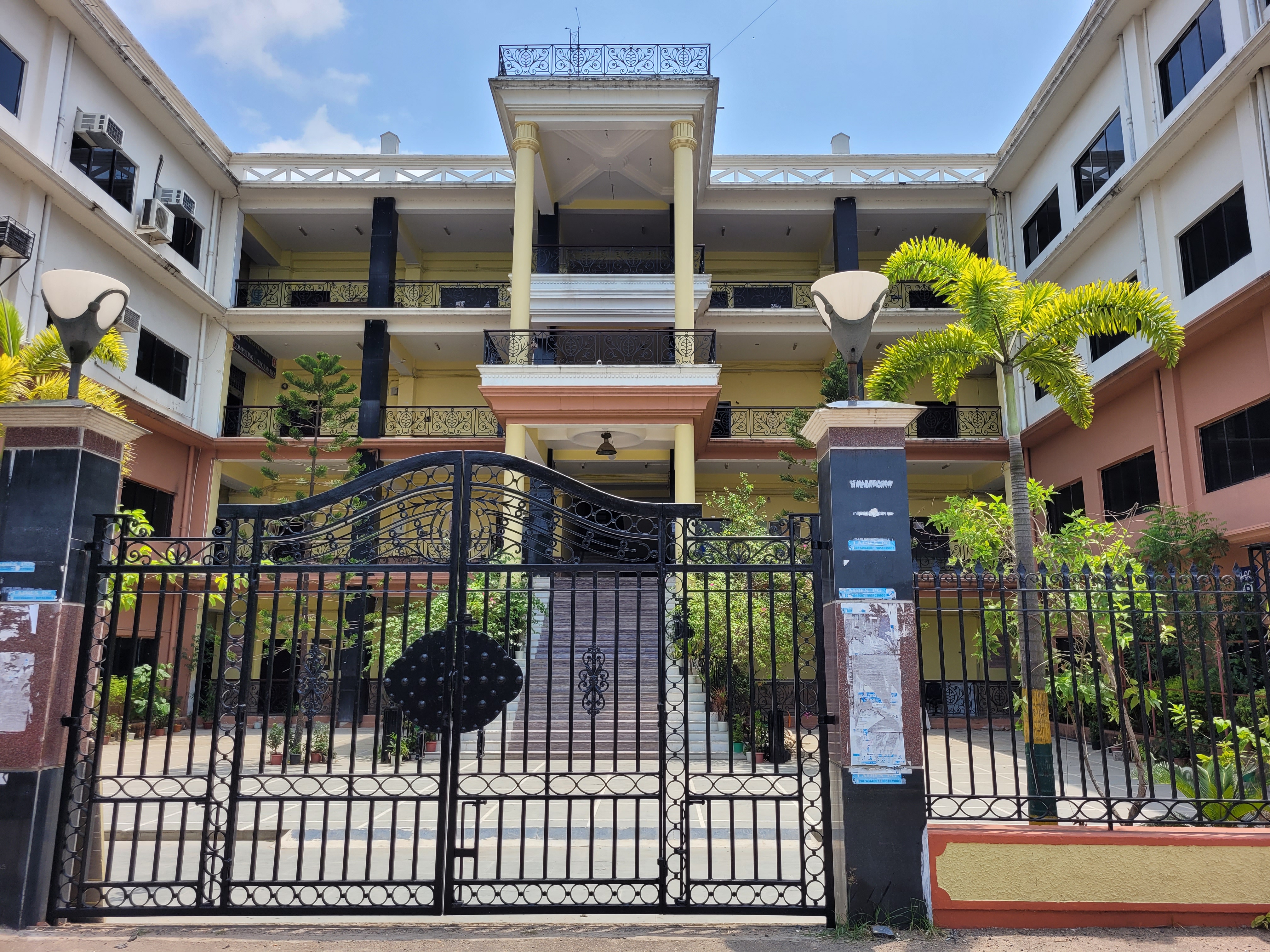 Meghnad Saha Institute of Technology - campus