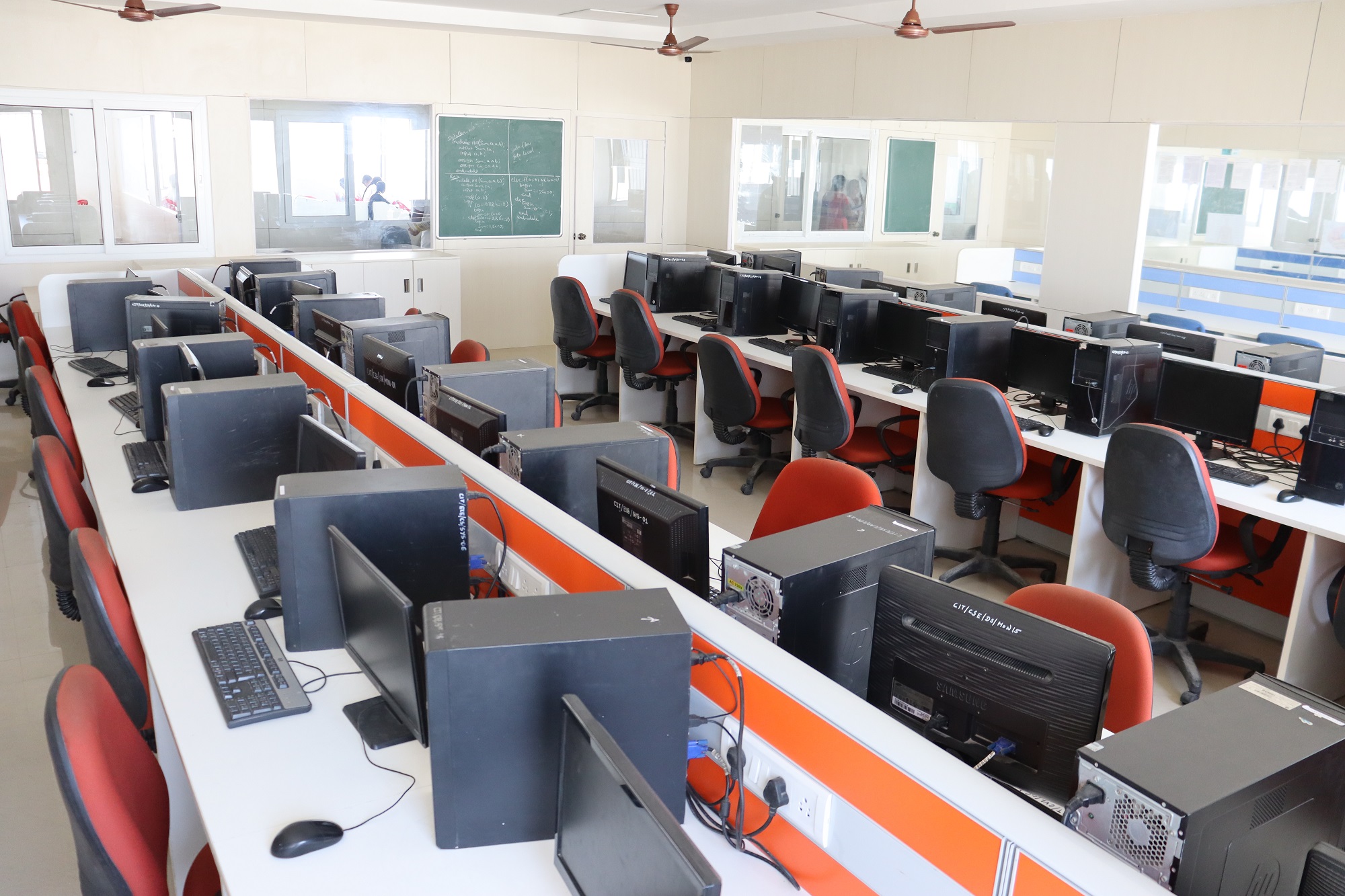 Chennai Institute of Technology - labs