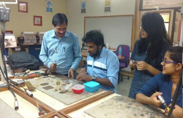 NIFT Gandhinagar - labs