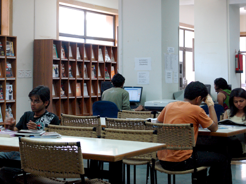 NIFT Gandhinagar - library