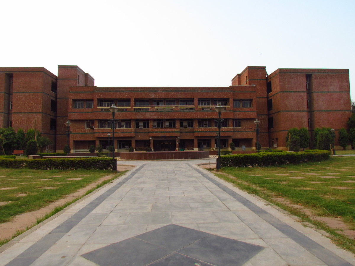 Netaji Subhas University of Technology - campus