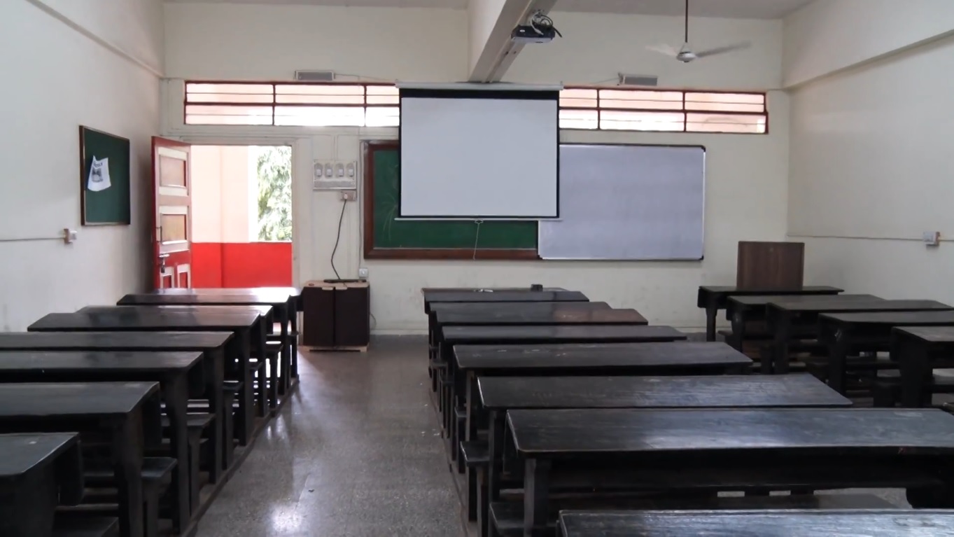 Neville Wadia Institute of Management Studies and Research - classroom