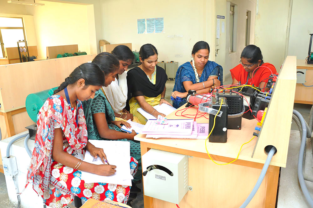 PERI Institute of Technology - labs