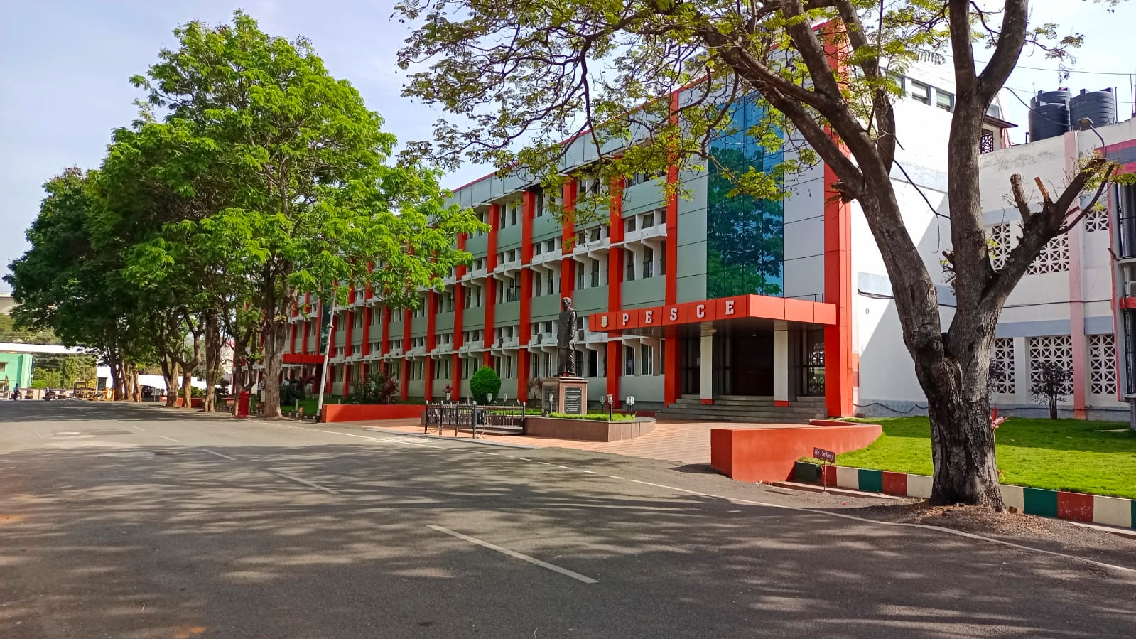 PES College of Engineering - campus