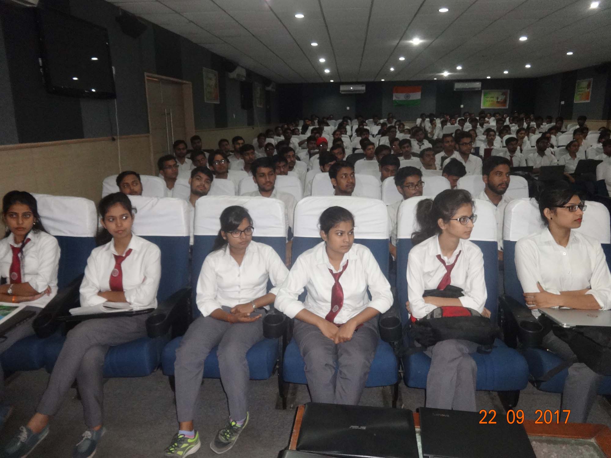 Raj Kumar Goel Institute of Technology (RKGIT) - seminar