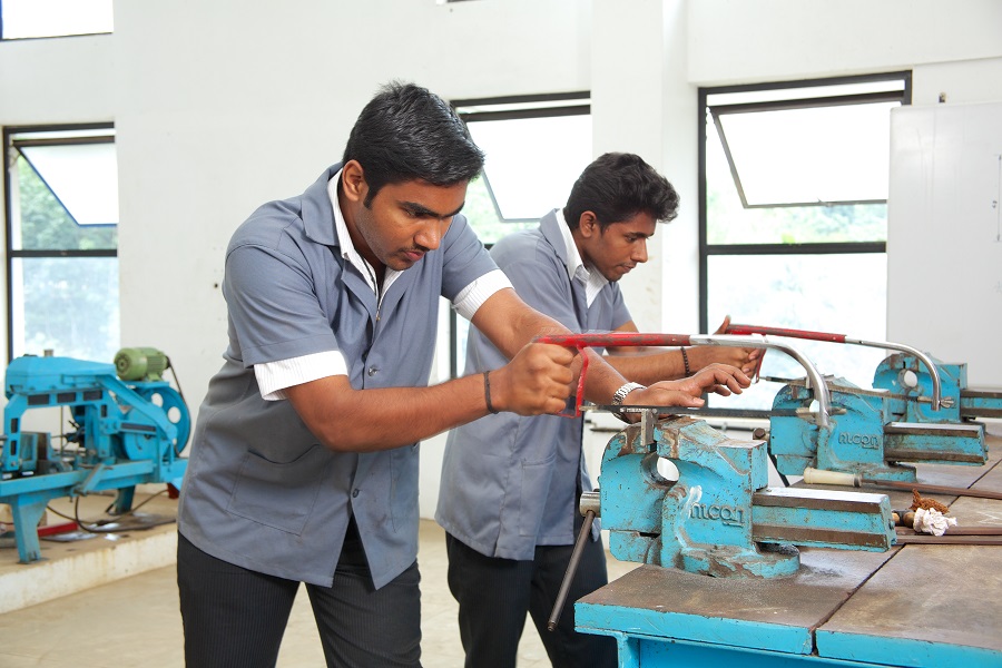 Rajadhani Institute of Engineering and Technology - labs