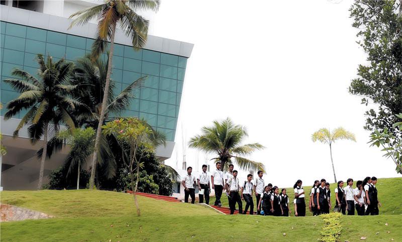 Rajadhani Institute of Engineering and Technology - campus