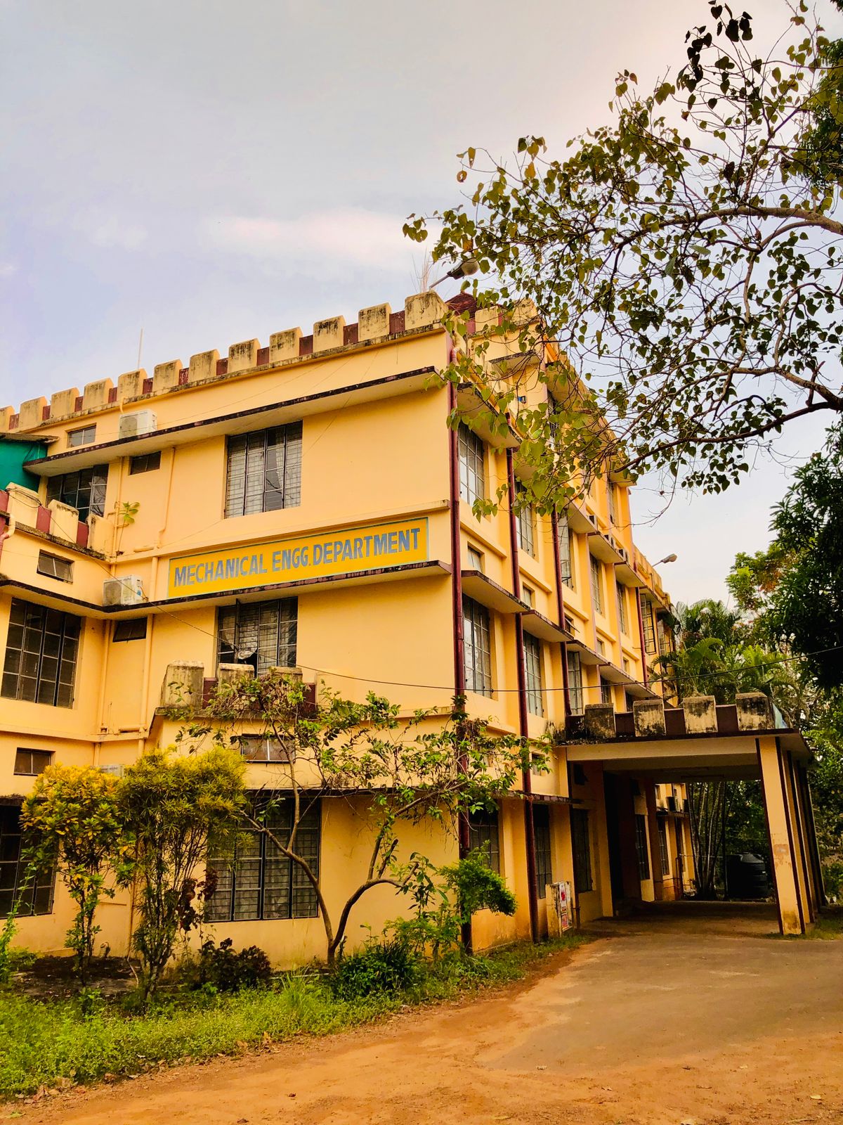 Rajiv Gandhi Institute of Technology, Kerala - academic