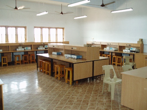 RSET - Rajagiri School of Engineering and Technology - labs