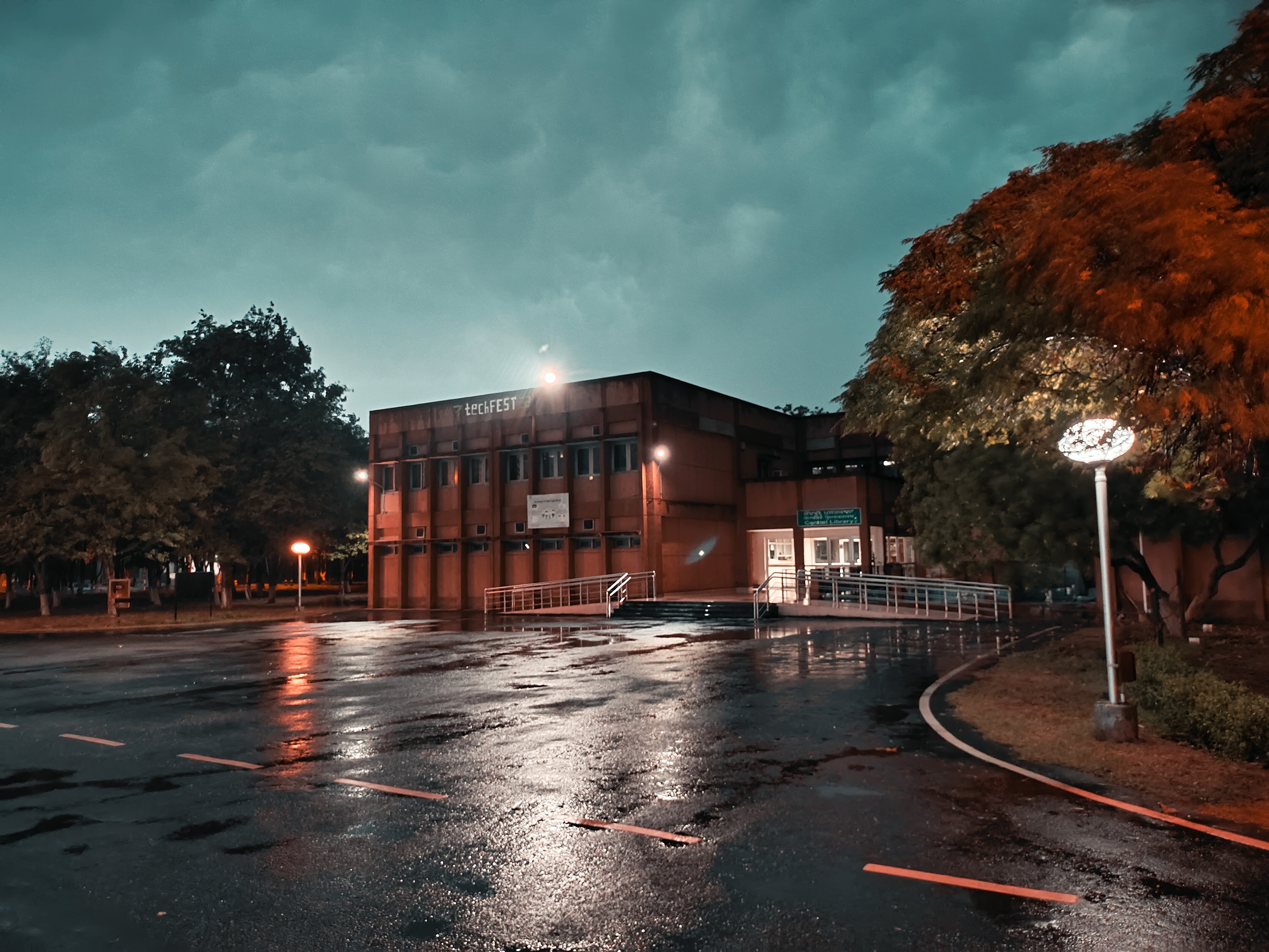SLIET - night