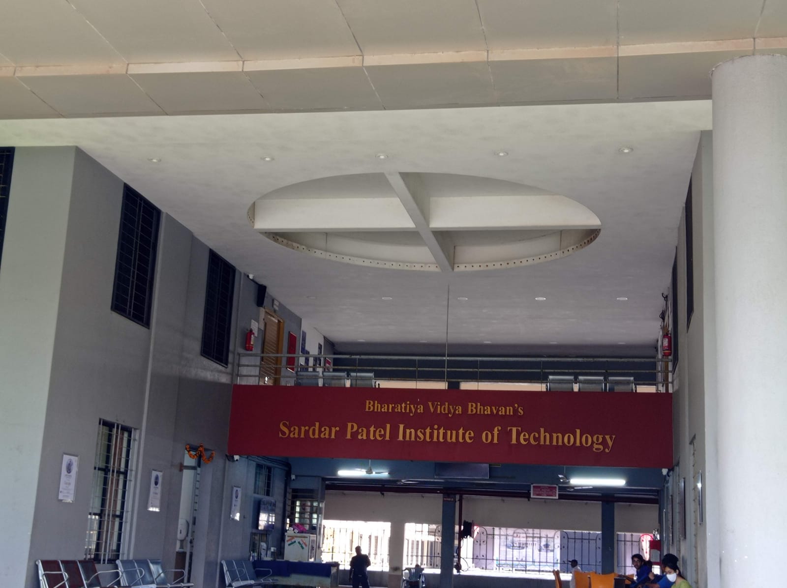 Sardar Patel Institute of Technology - main