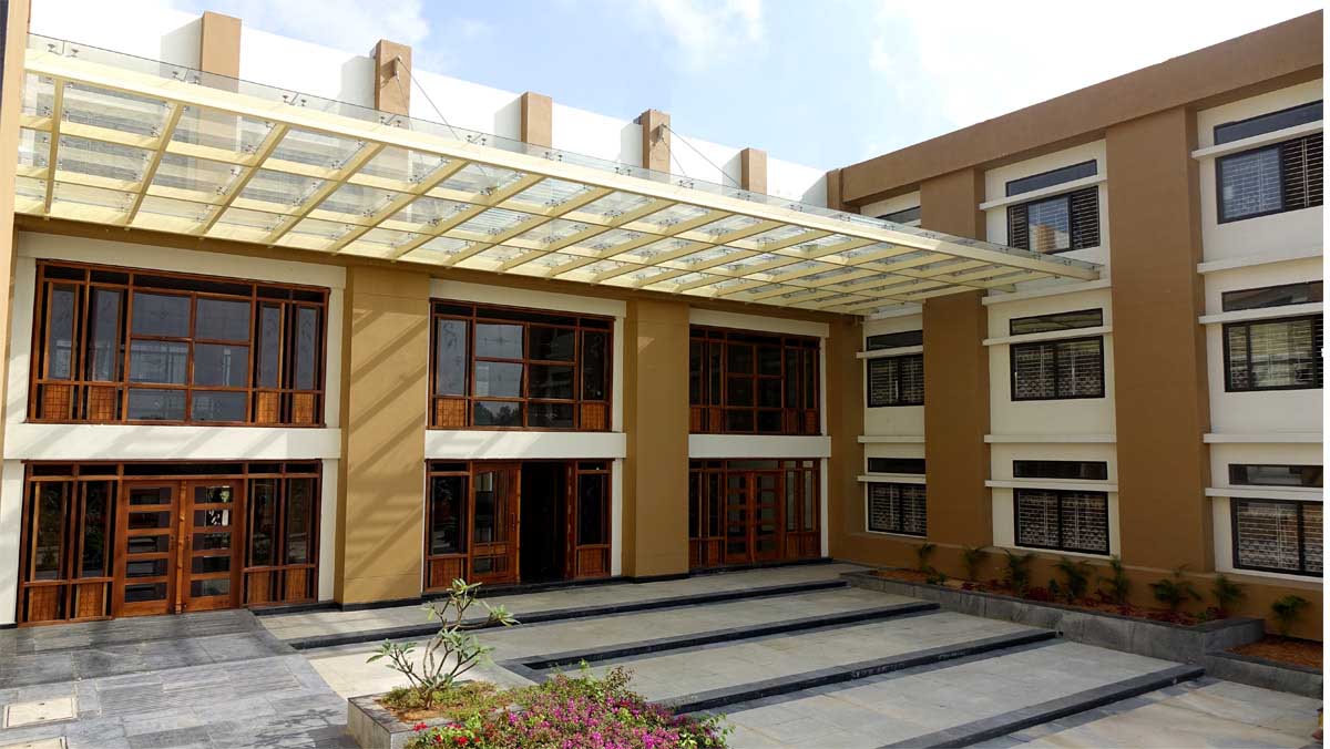 Christ Academy Institute of Law - campus