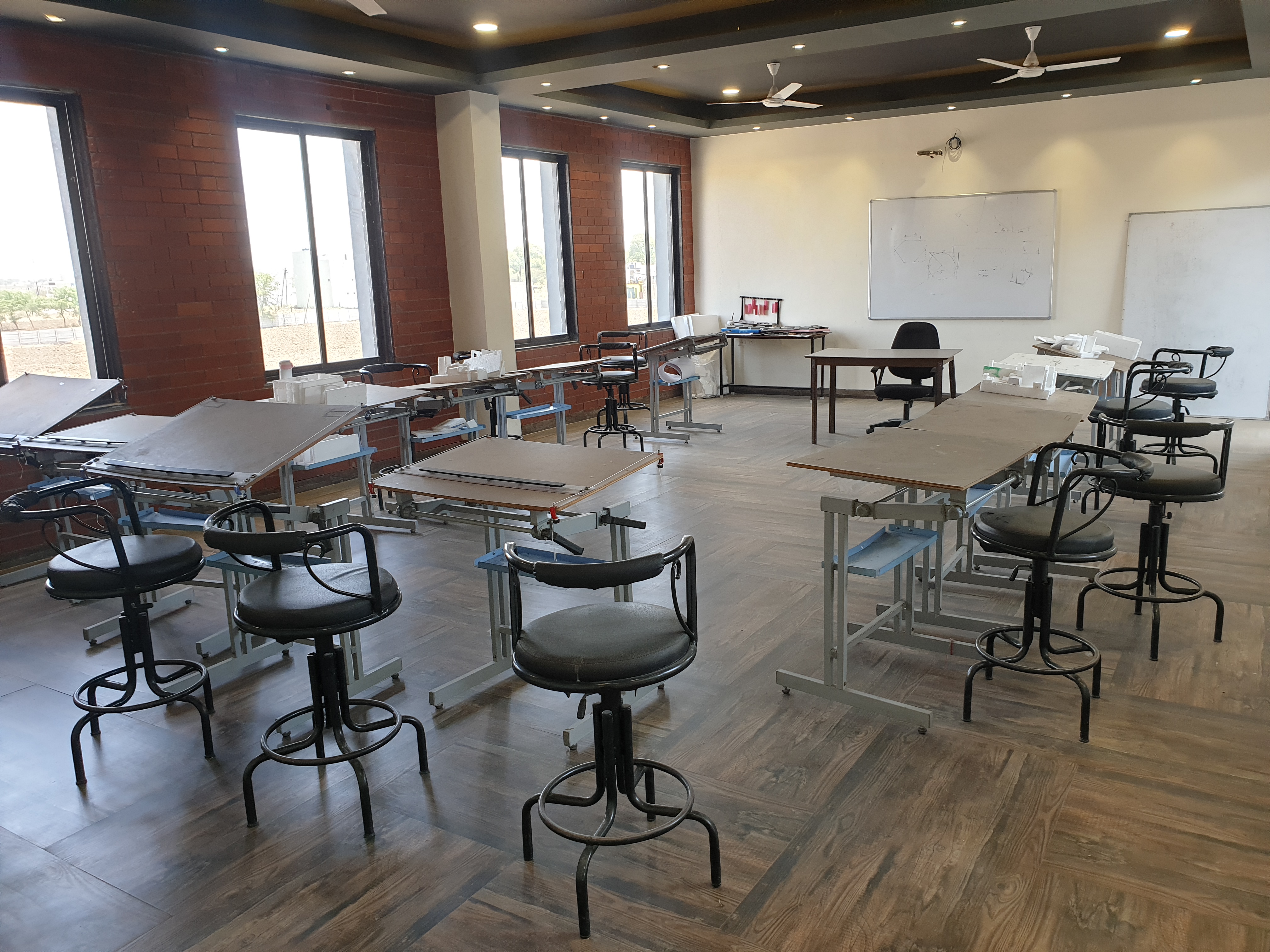 Artemisia College of Art and Design - labs