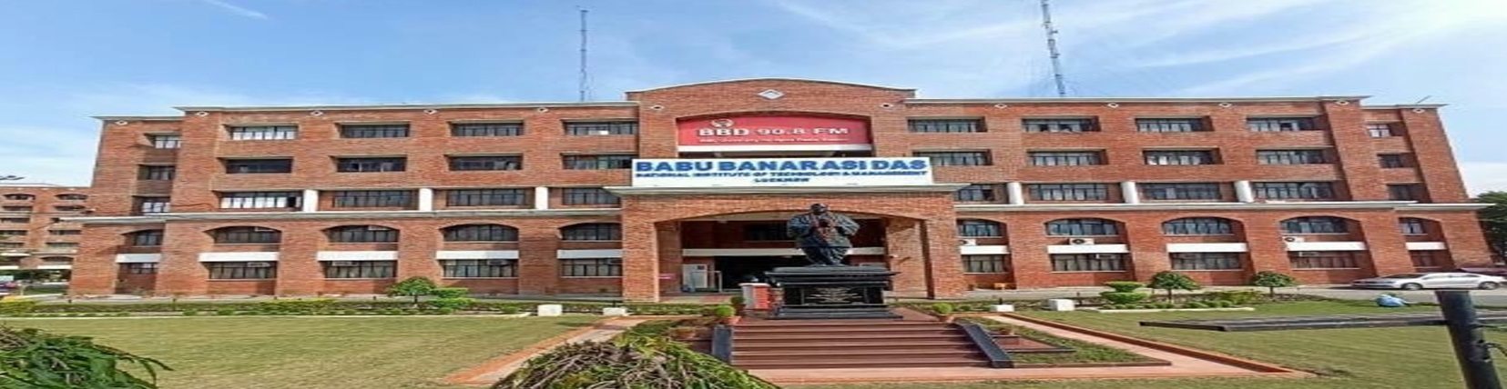 Babu Banarasi Das National Institute of Technology and Management - campus