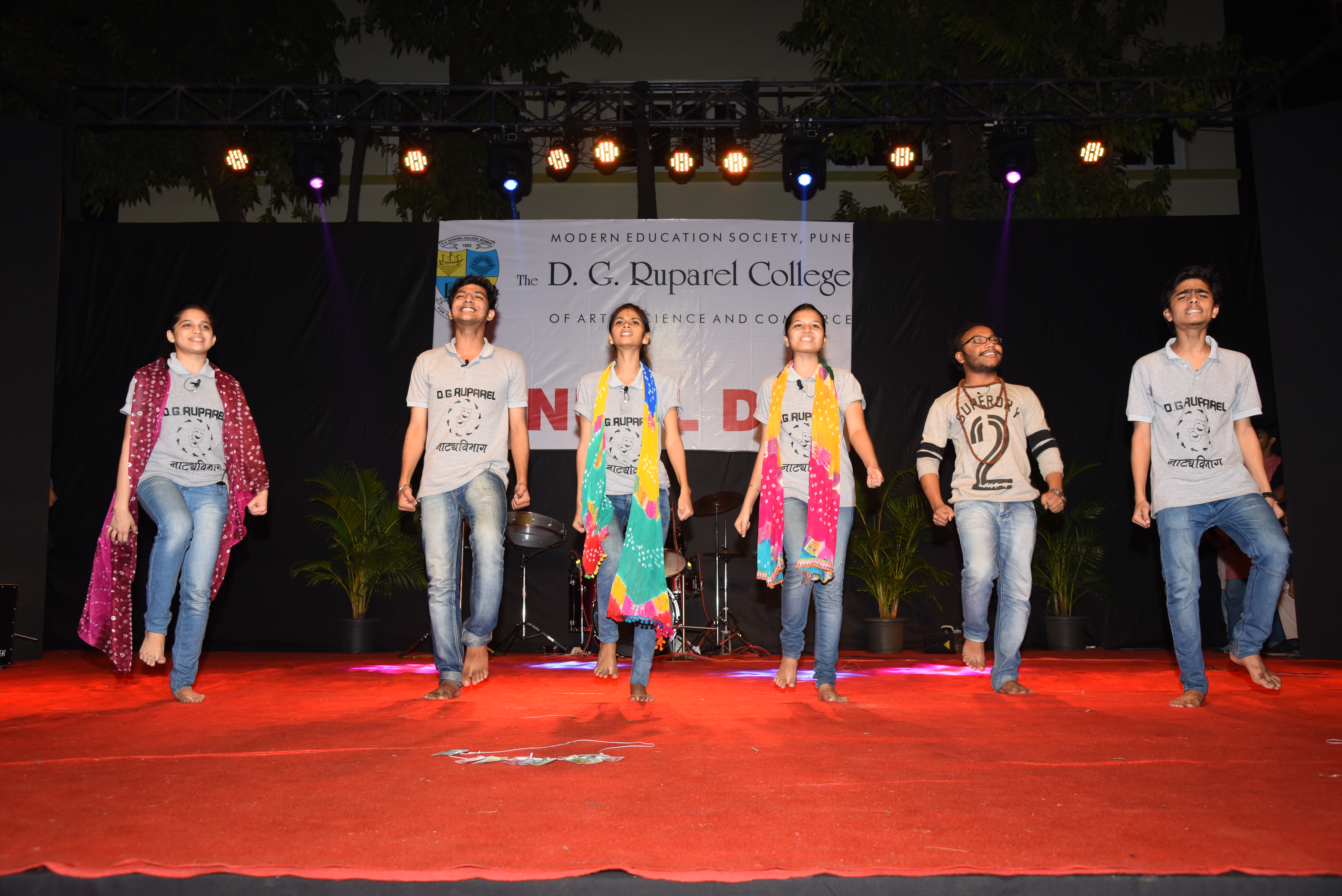 Ruparel College - fest