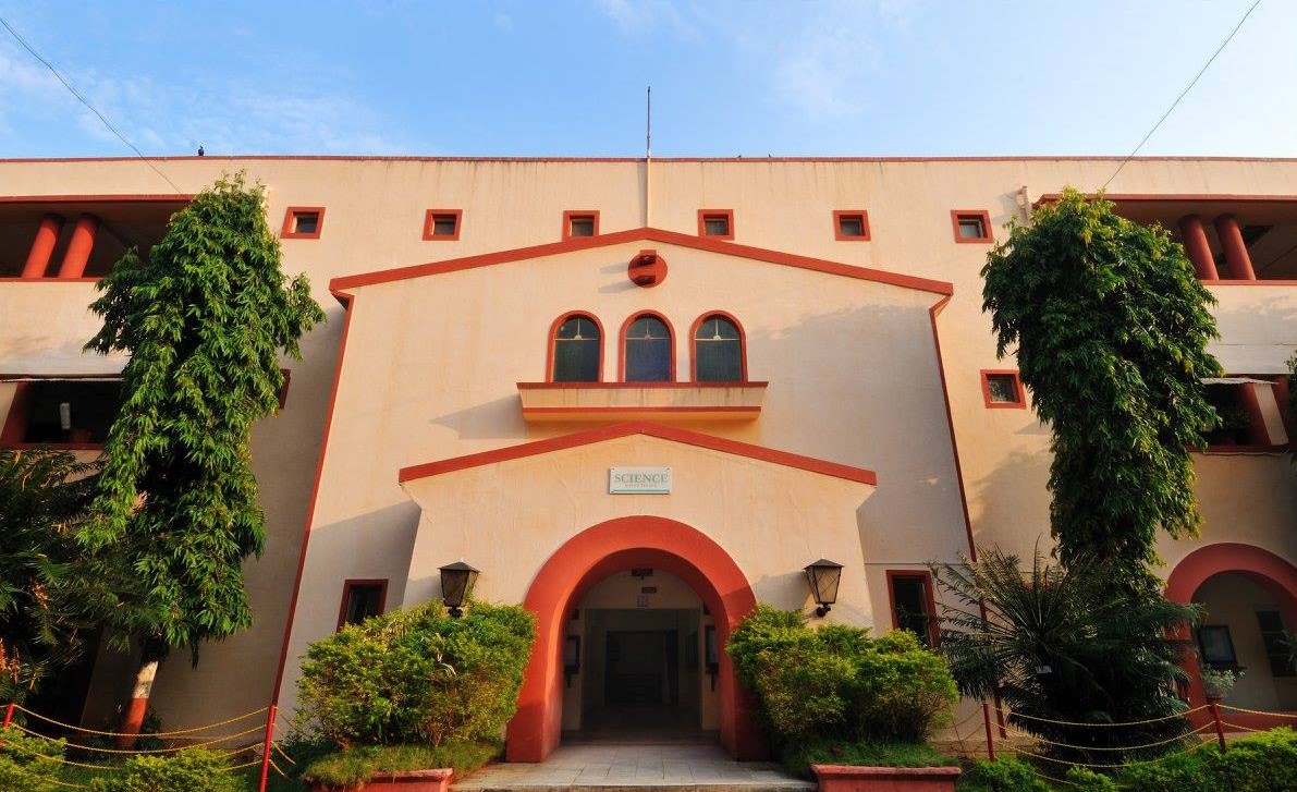 Ruparel College - campus