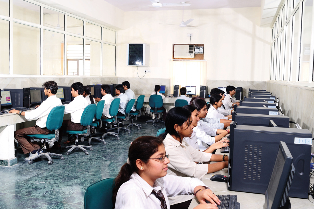 Dronacharya Group of Institutions - labs