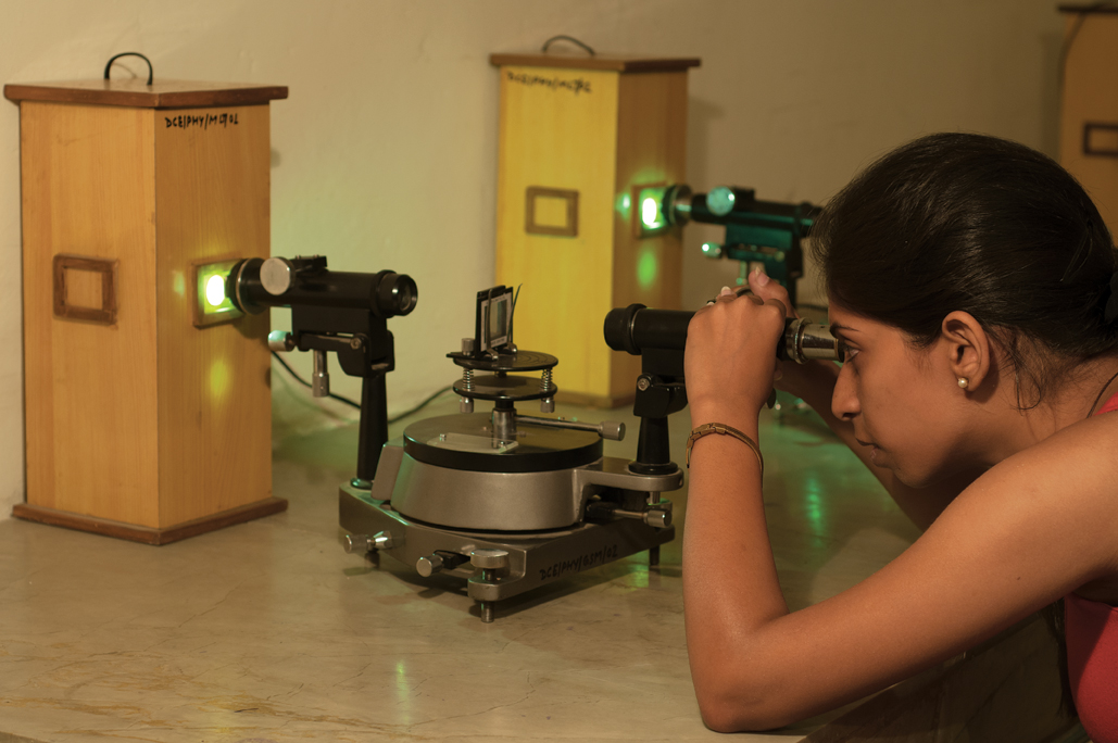 Dronacharya Group of Institutions - labs