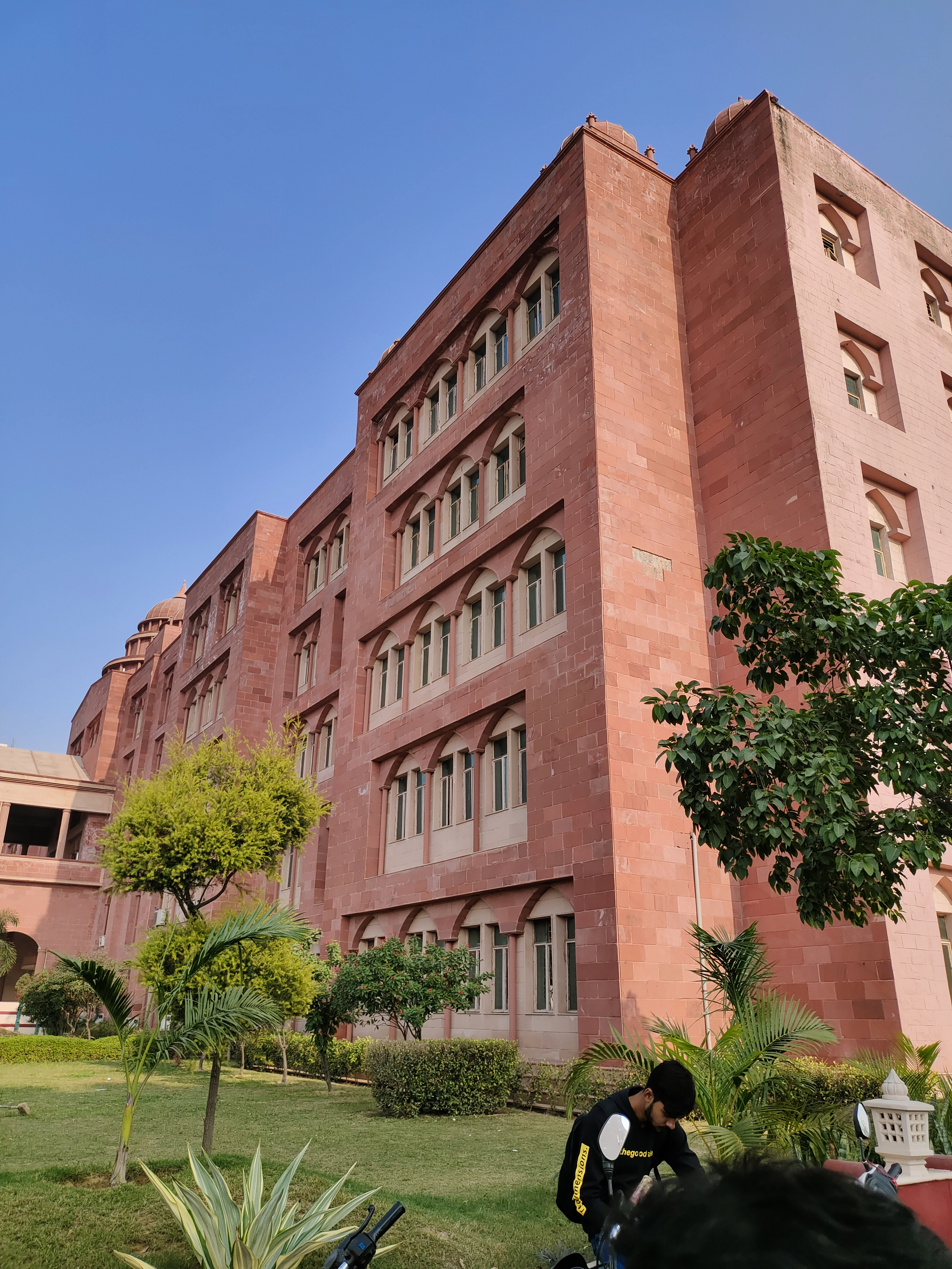 Dronacharya Group of Institutions - campus
