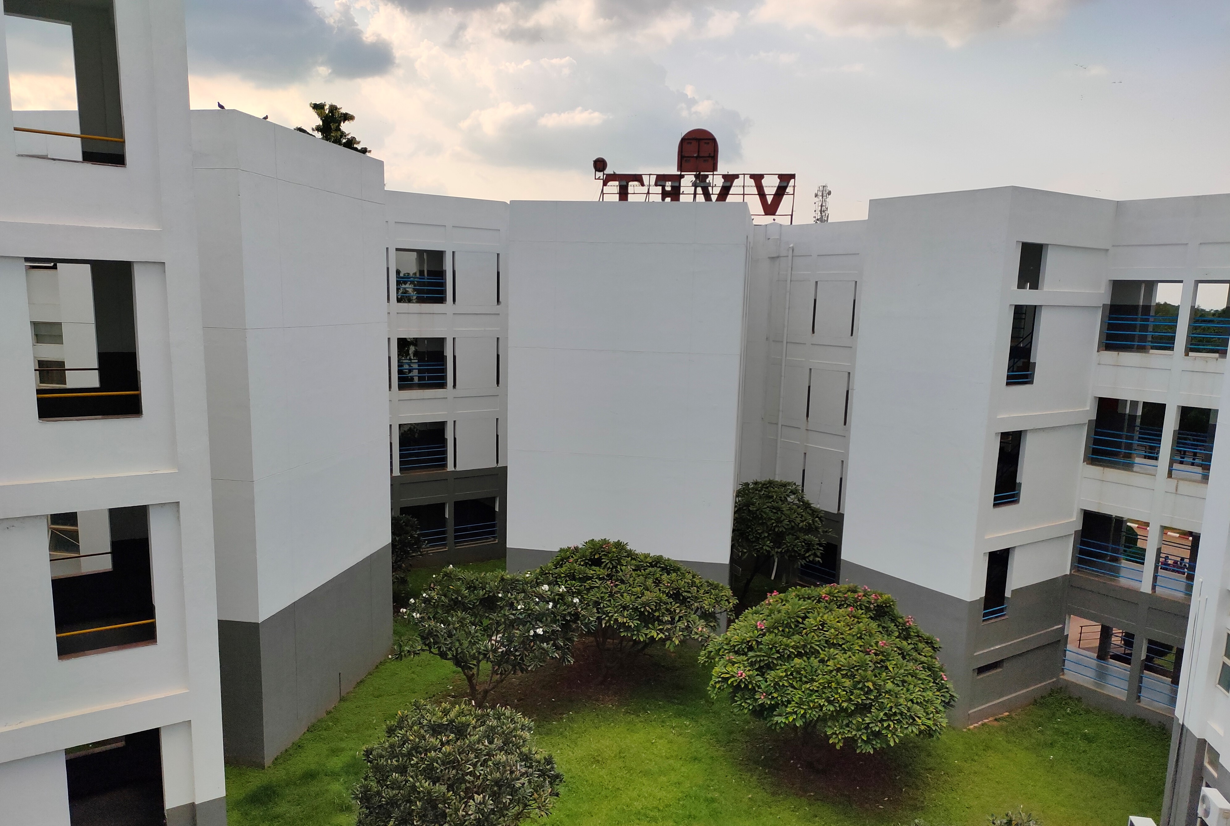 Vidya Vikas Institute of Engineering and Technology - VVIET - campus