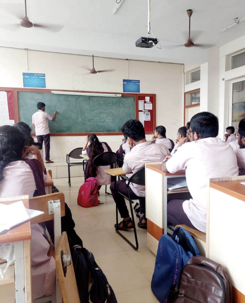 Vignan's Institute of Information Technology - classroom