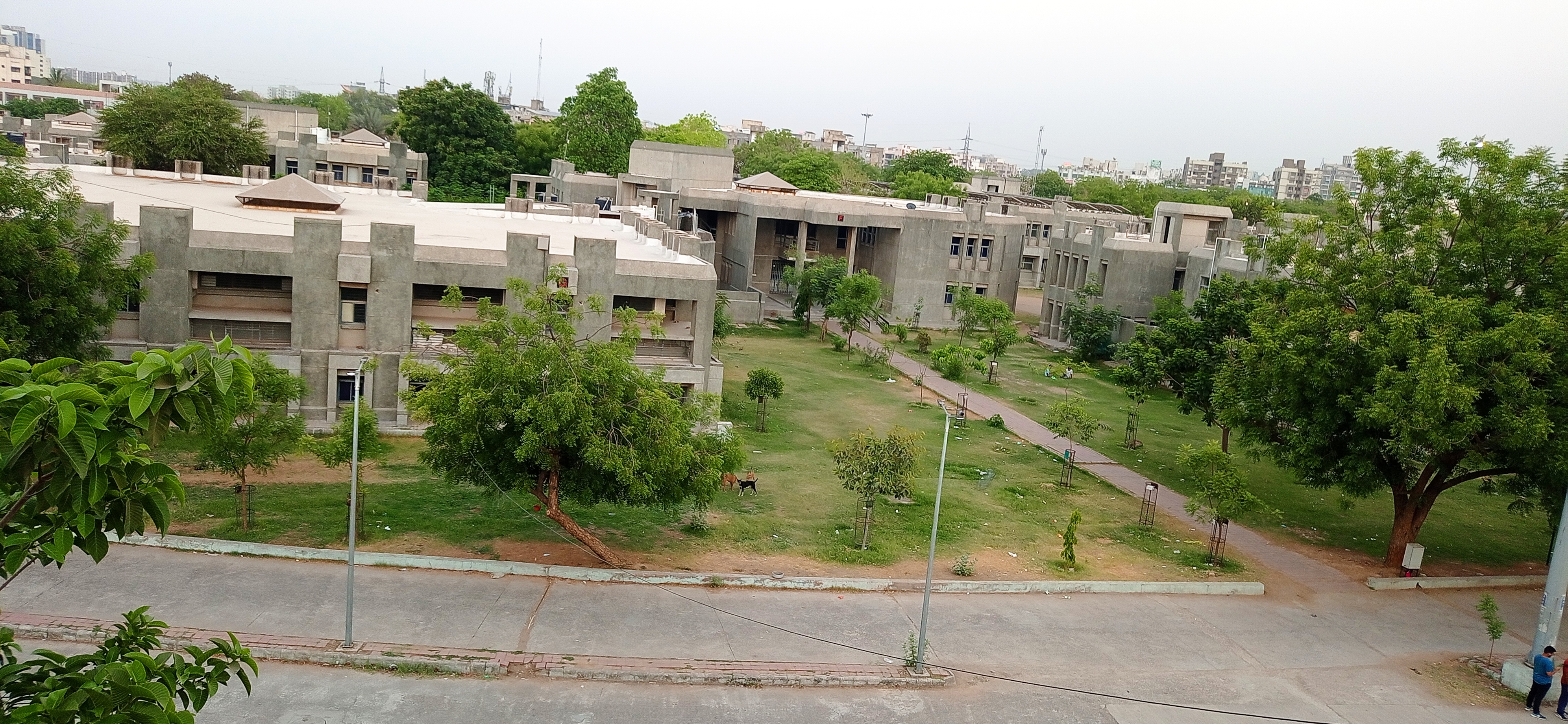 Vishwakarma Government Engineering College - campus