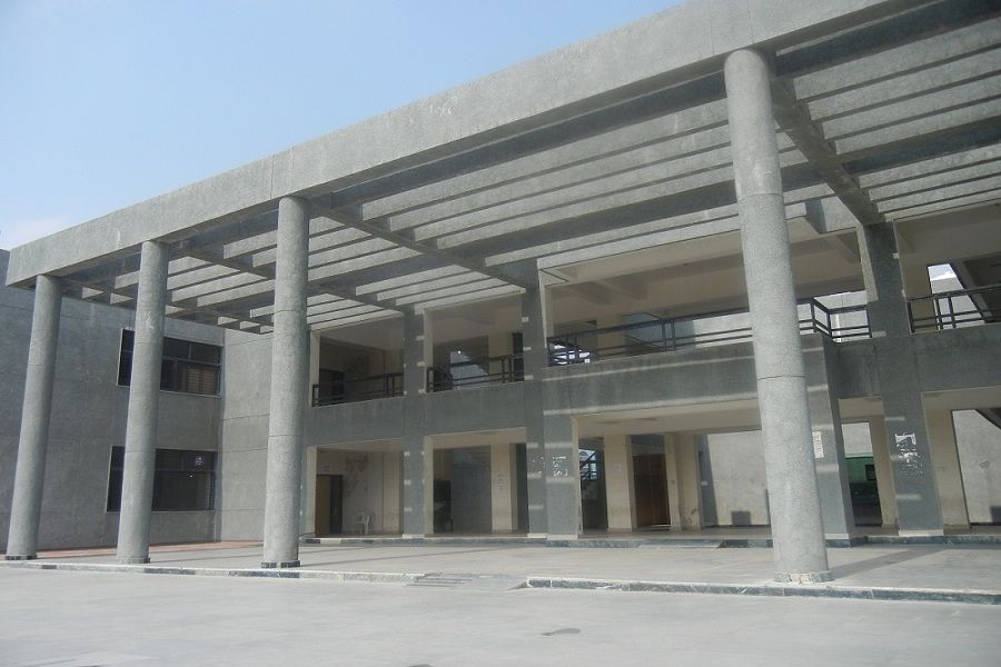 Vishwakarma Government Engineering College - campus
