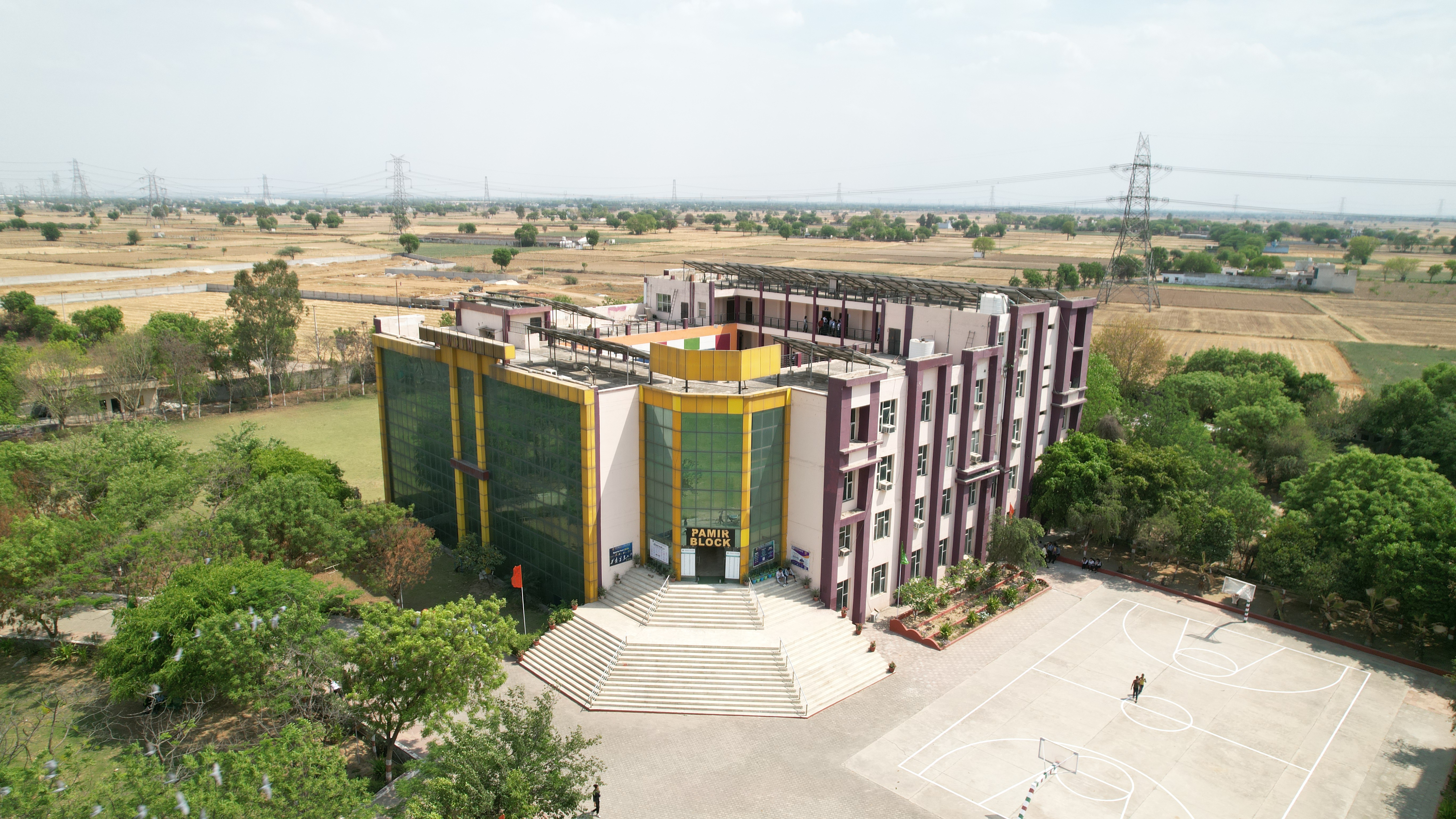 World College of Technology and Management - campus